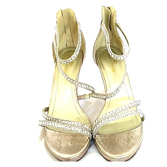 CLAMOUR HIGH HILL SHOES - Picture 1 of 3